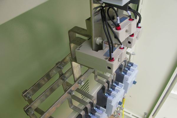 坡心镇控制箱-3683讲讲控制箱的使用特点